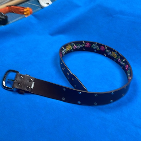 Brown leather embroidered and studded with bling belt - Picture 4 of 4